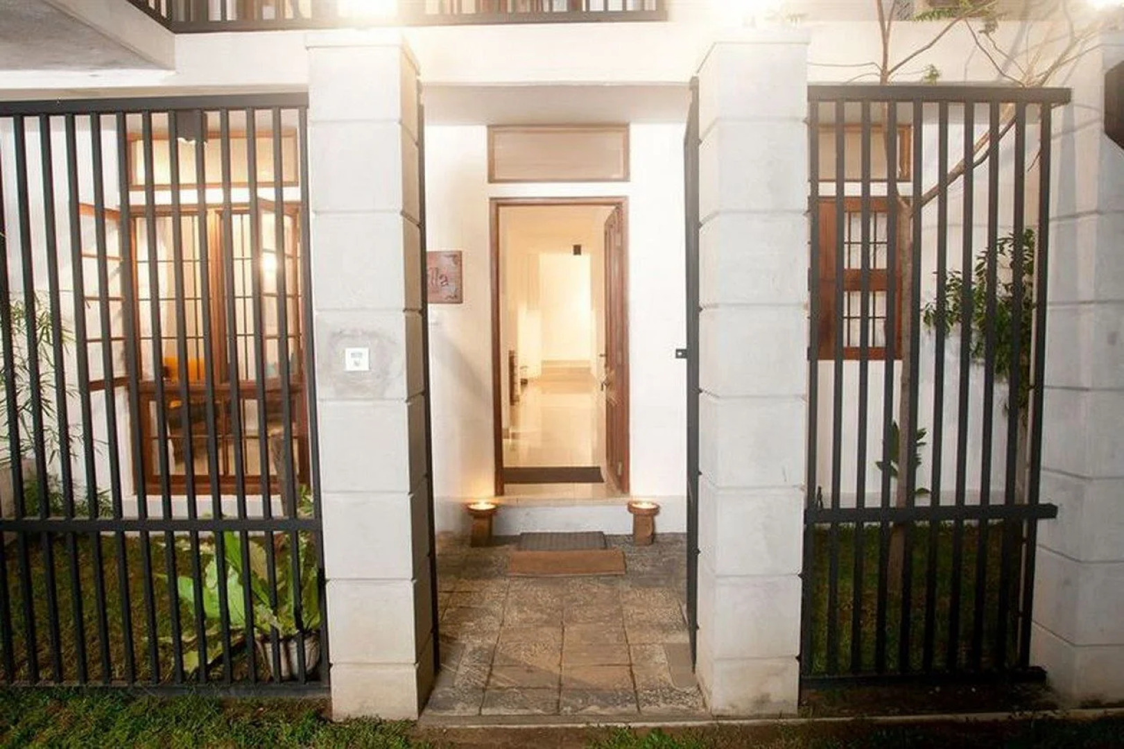 OYO 103 Lavinia Villa