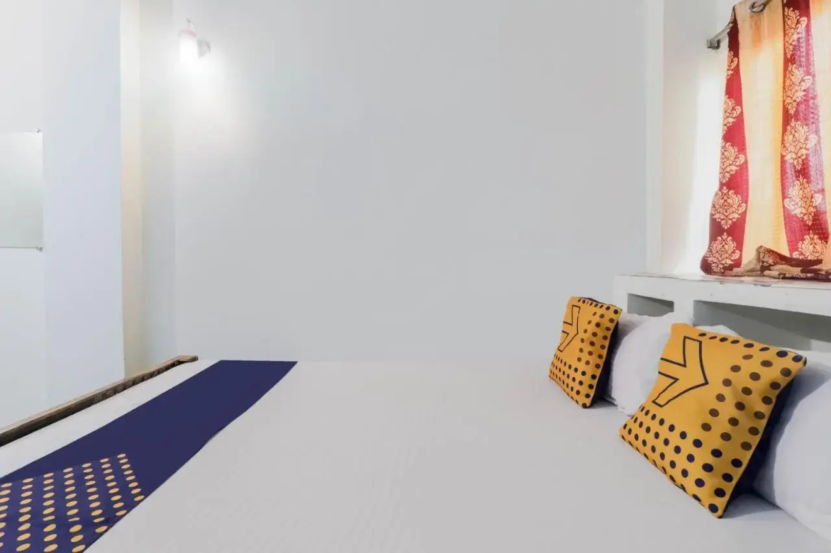 Hotel Sri Hari by OYO Rooms