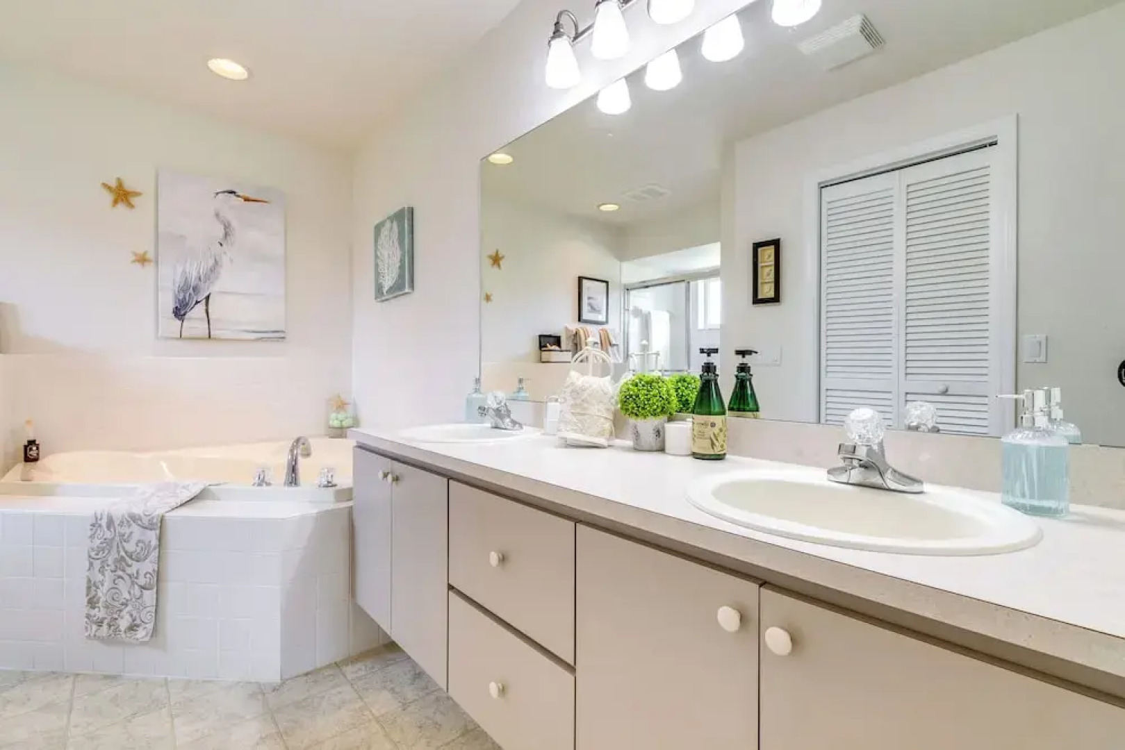 Family-friendly Spring Hill Vacation Home w/ Lanai