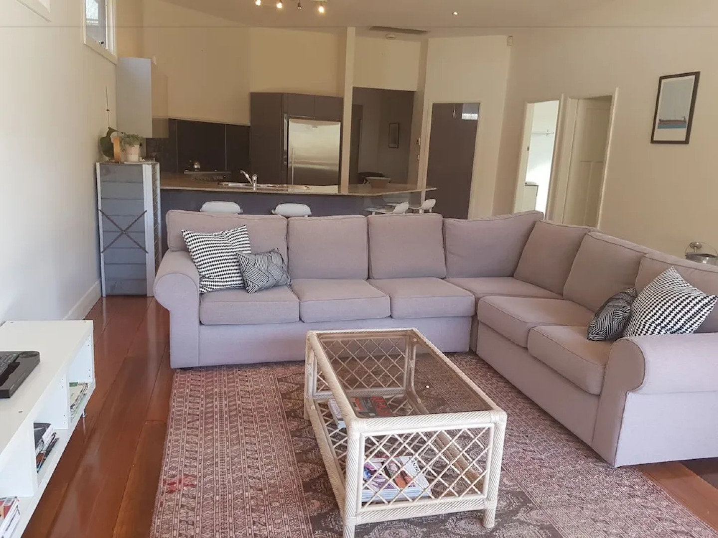 Newcastle Executive Homes - Cooks Hill Cottage