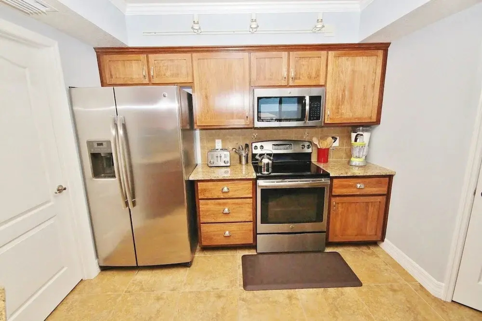 Oceanwalk 18-406 Apartment 2