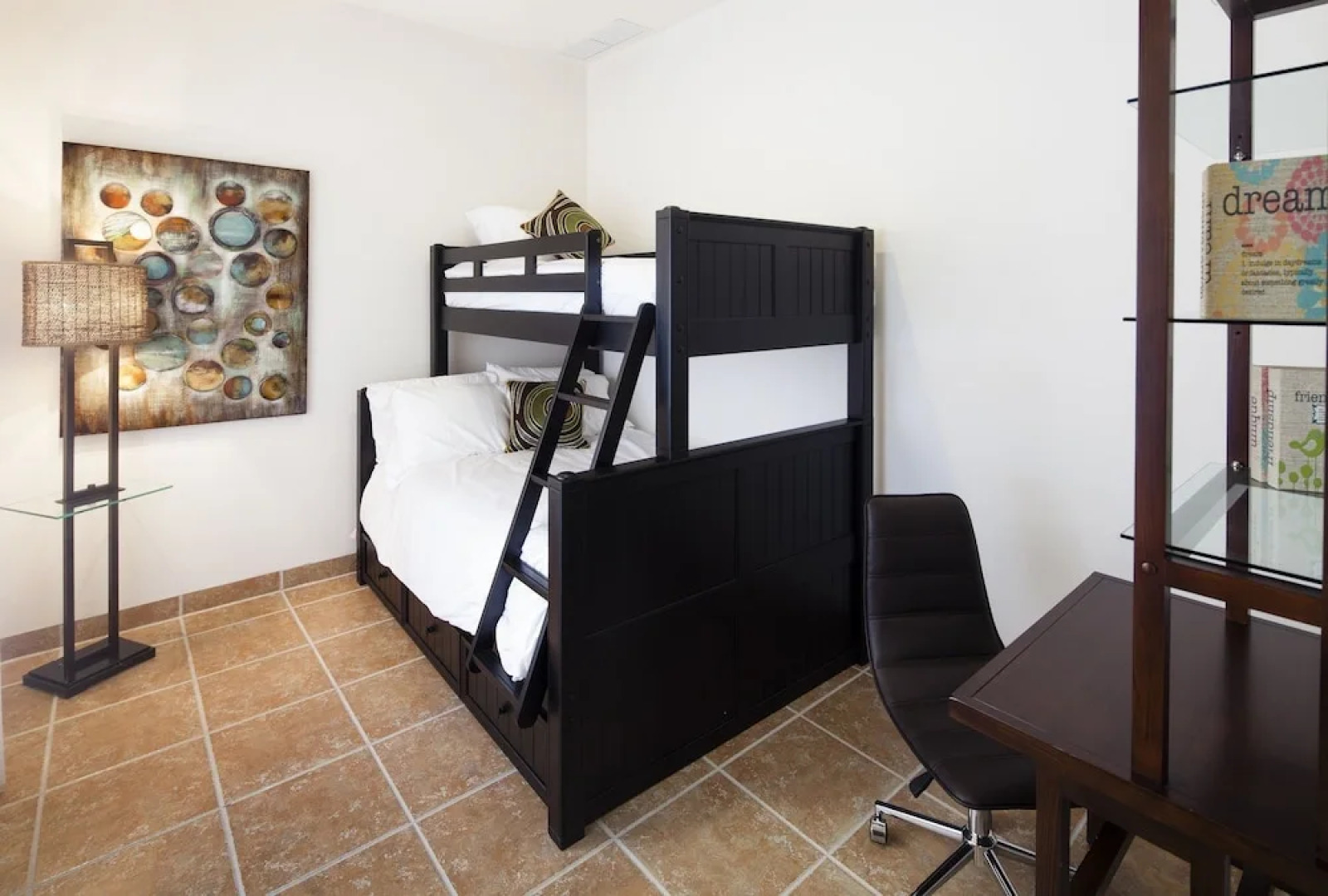 Puerta Cortes Residences: Las Colinas