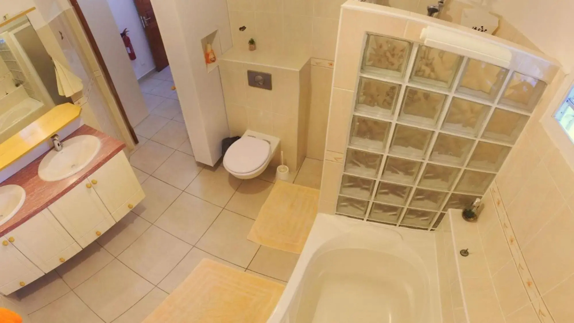 Appartement Camillia, 41m2 et son jardin privatif.