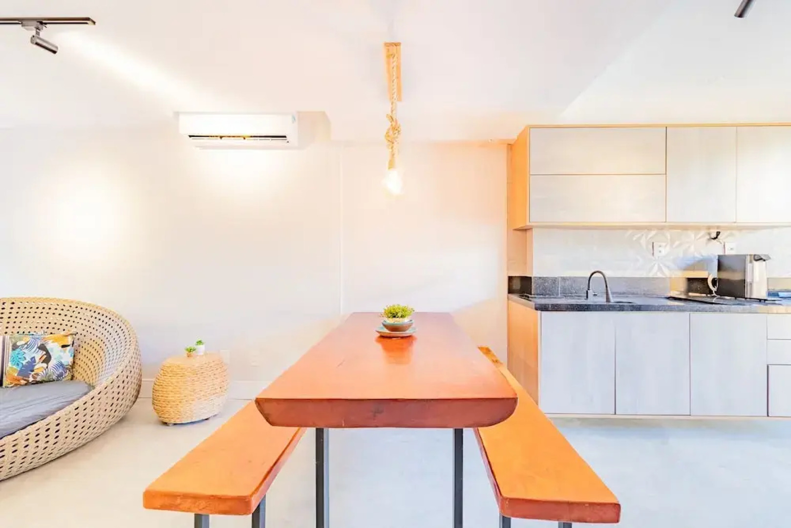 IM04 Ótimo Apto 3 Quartos - Imbassaí