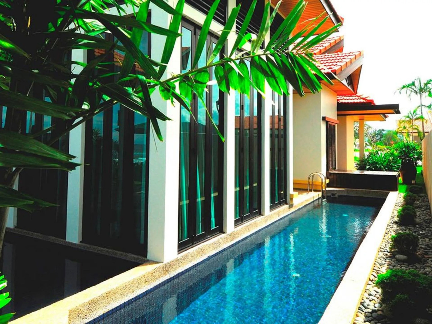 Borneo Beach Villa & Suite