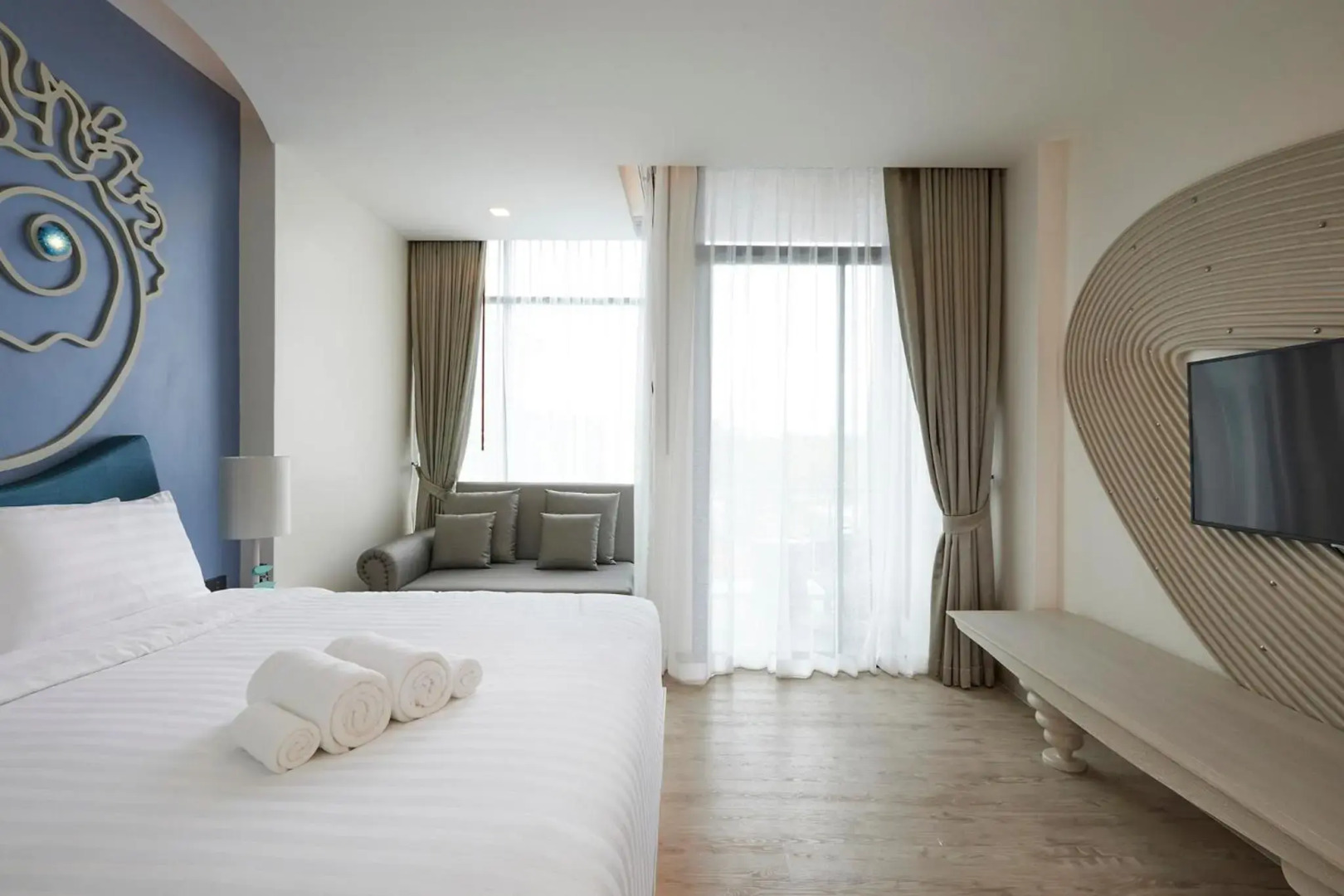 Elmas Cha-Am Design Hotel (SHA Extra Plus)