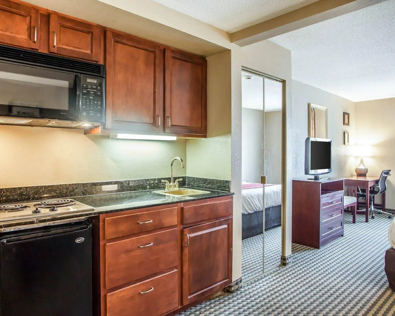 Comfort Inn And Suites