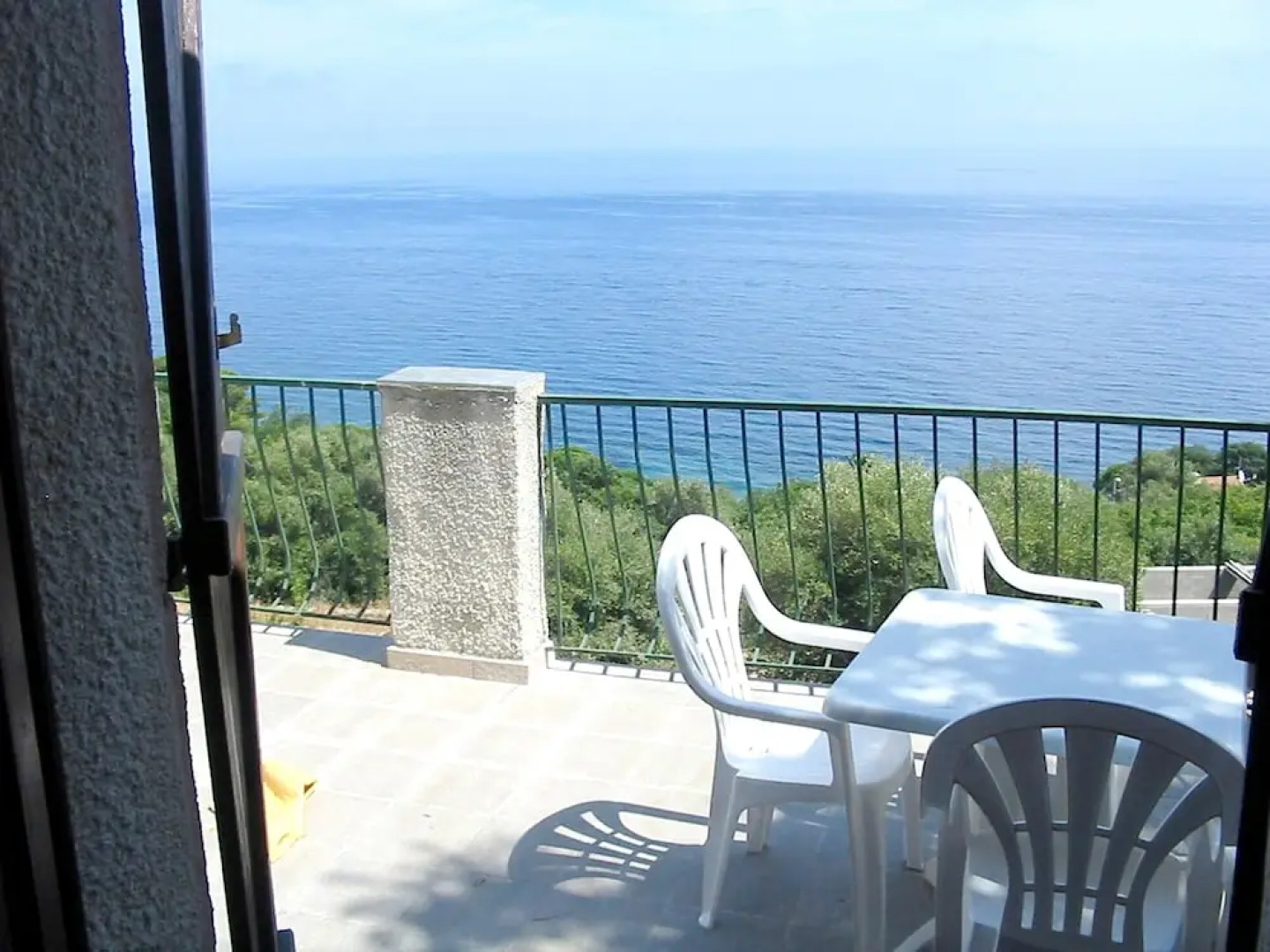 Apartment With one Bedroom in San-martino-di-lota, With Wonderful sea View and Terrace