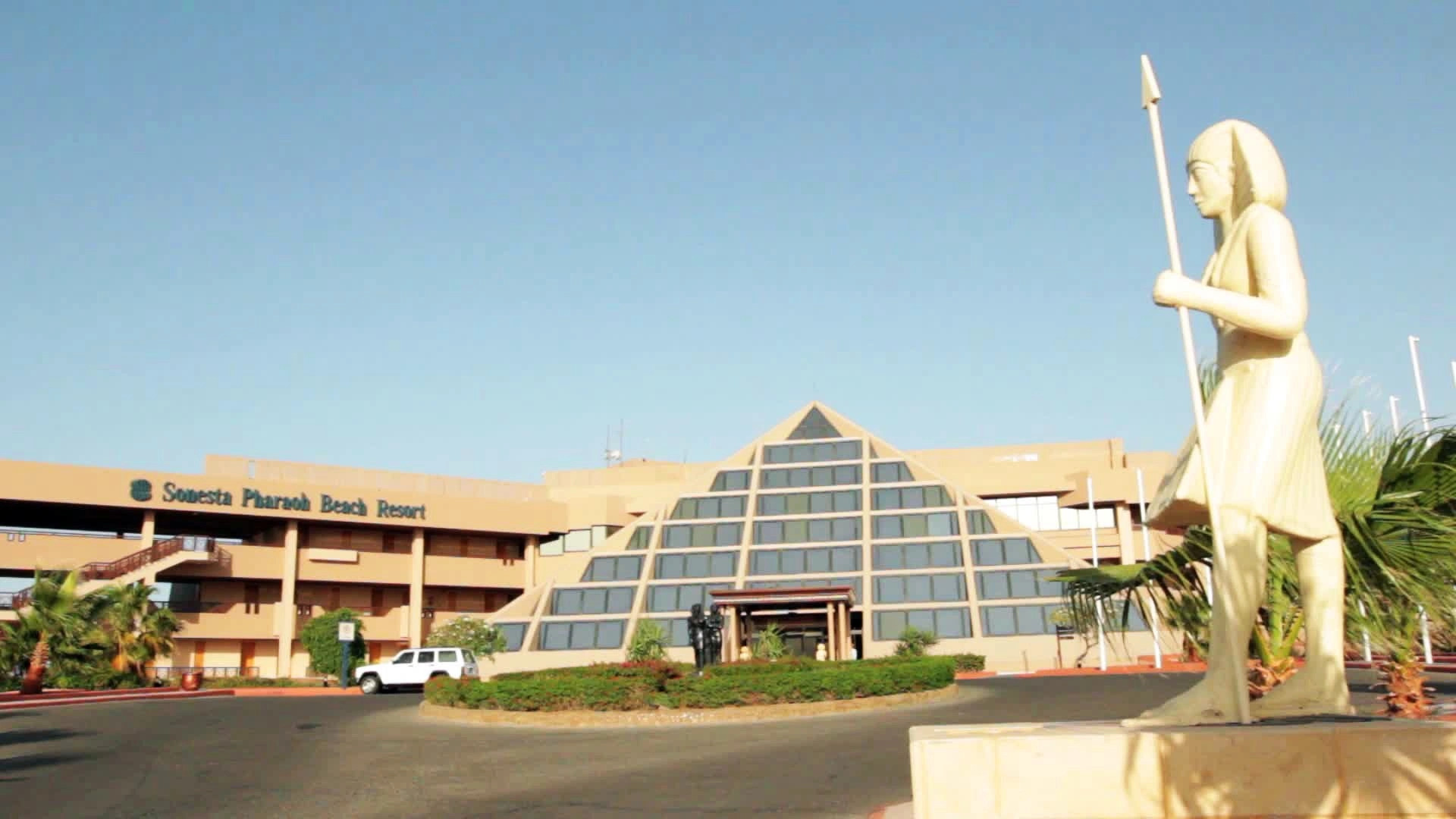 Pharaoh Azur Resort
