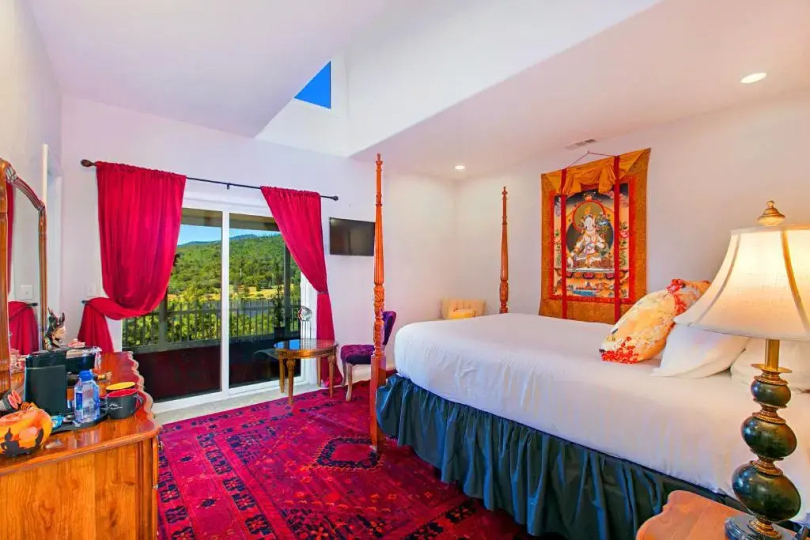 Quiet Mind Mountain Lodge, Retreat and Spa