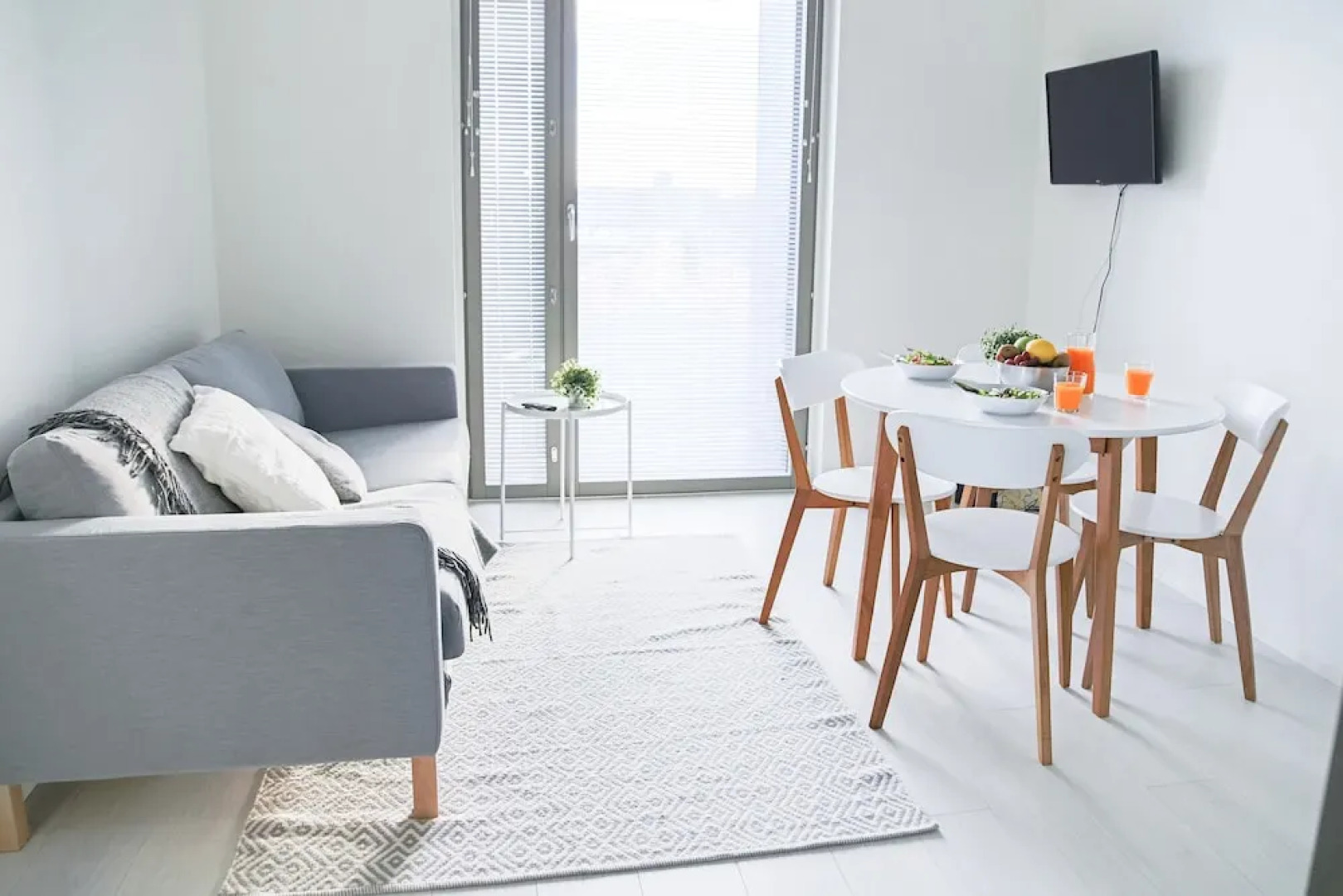 SSA Spot modern 3-room apt ID 5001B27