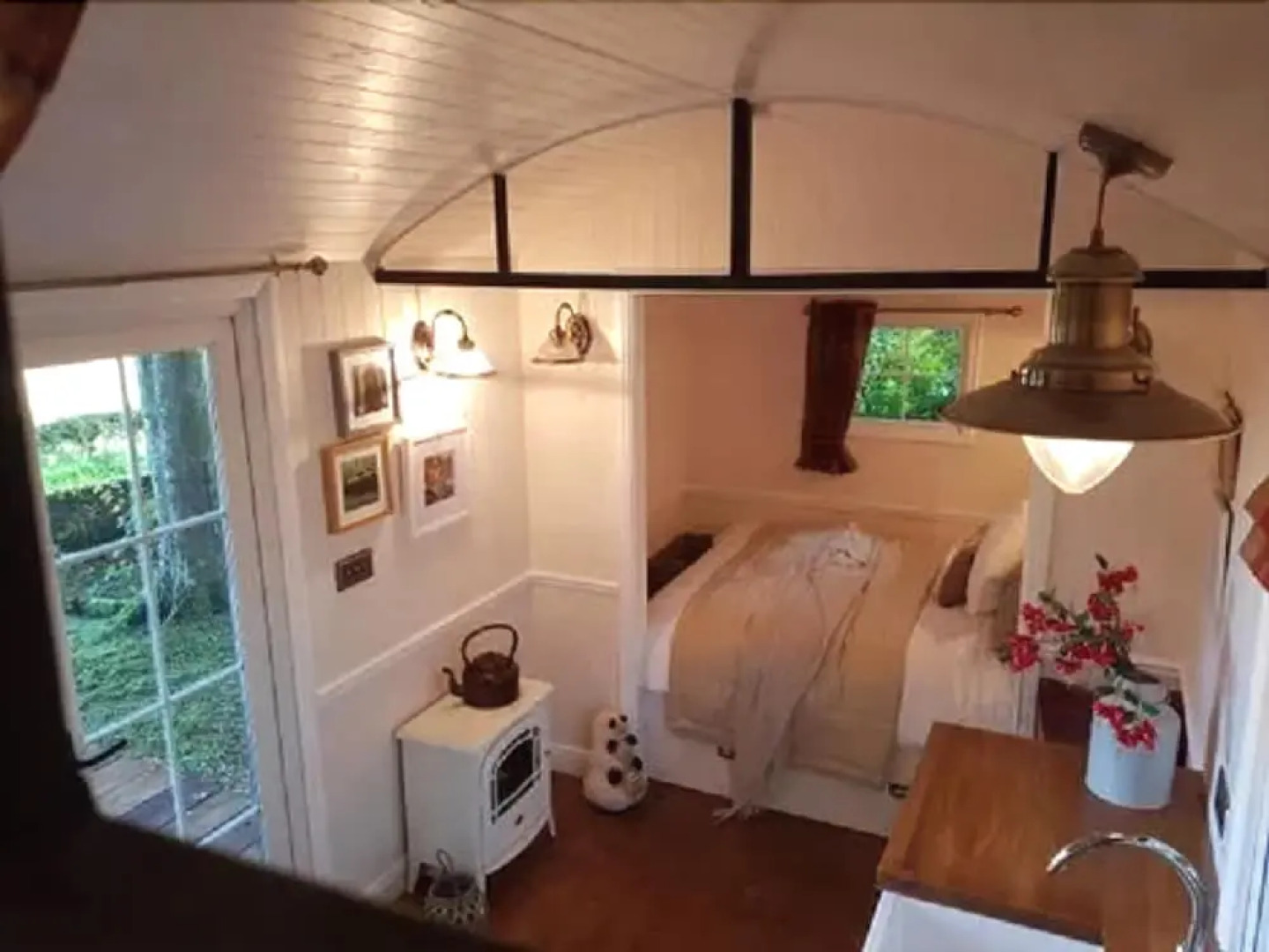 Borthwickbrae Shepherd's Hut