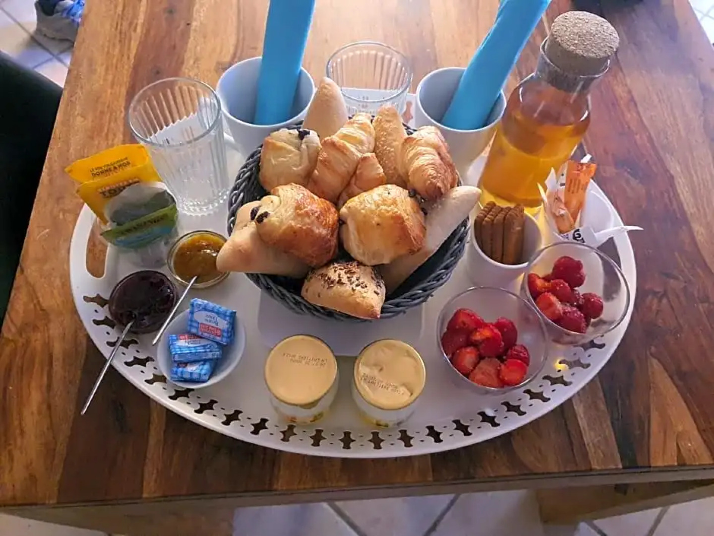 Bastide Bellugue Maison d'hôtes réseau Bienvenue à La Ferme à 3 minutes de Lourmarin