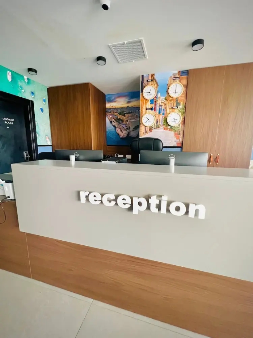 South32 Hotel