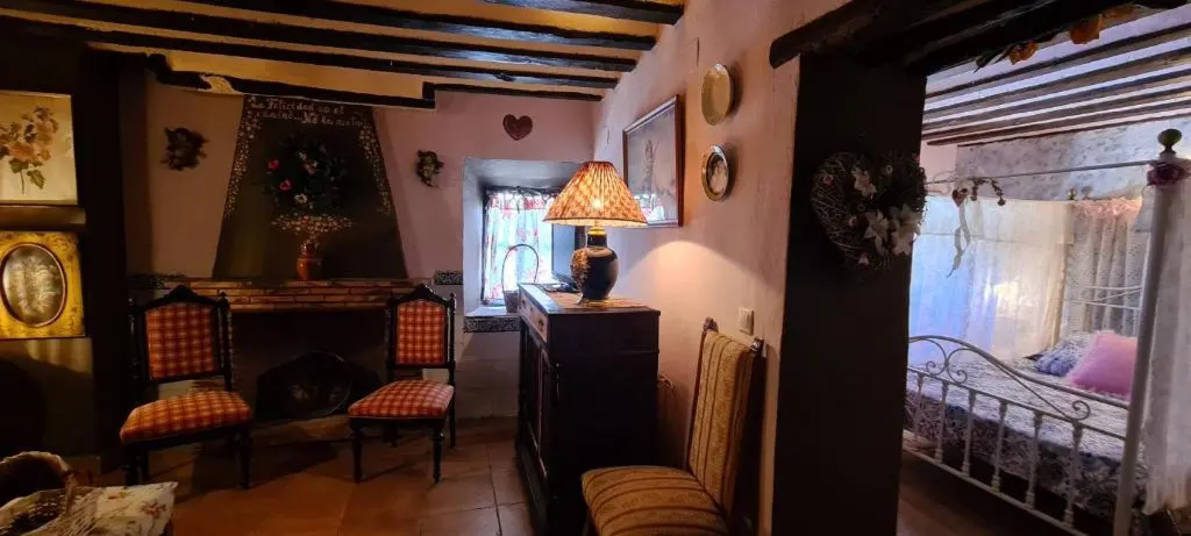 Room in Lodge - Romantic Christmas in a beautiful rural house ideal for a romantic getaway