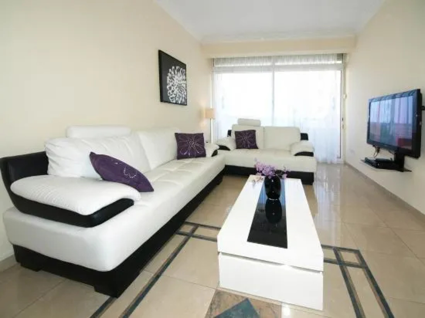 Mairoza Apartments