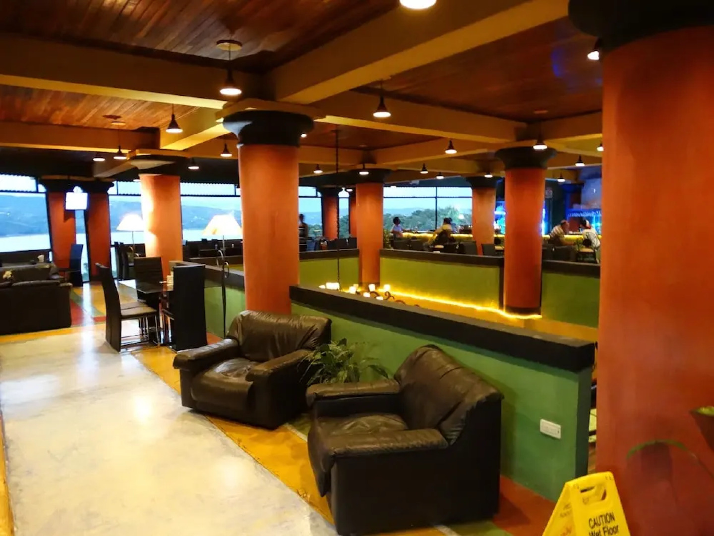 Lake Arenal Hotel & Brewery