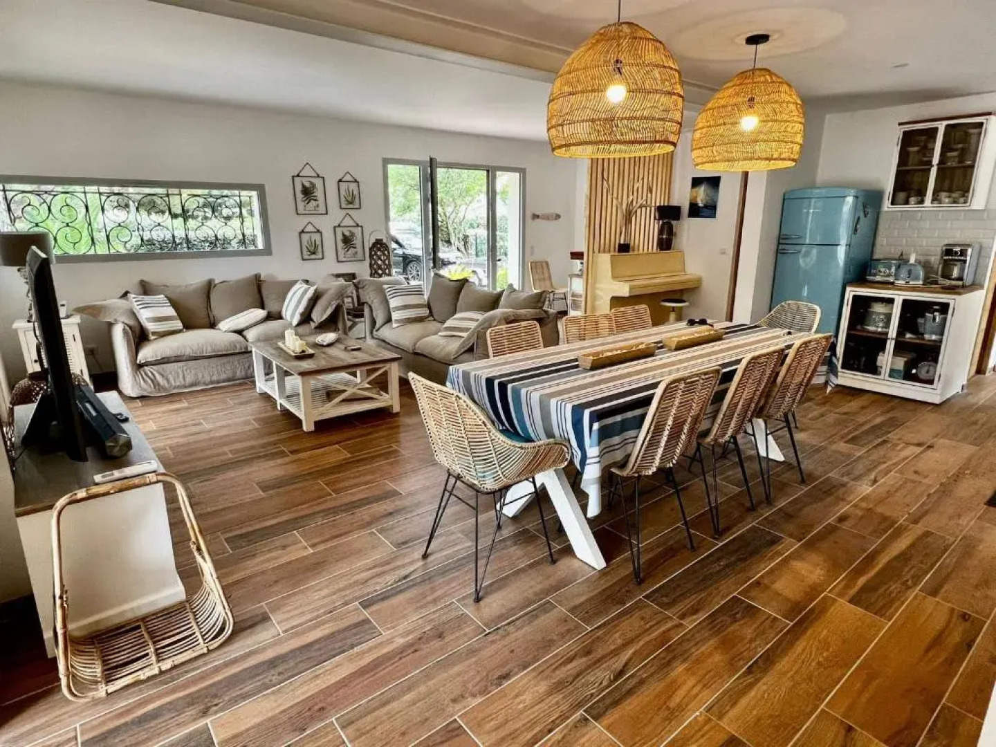 Villa de charme avec piscine à 500m des plages