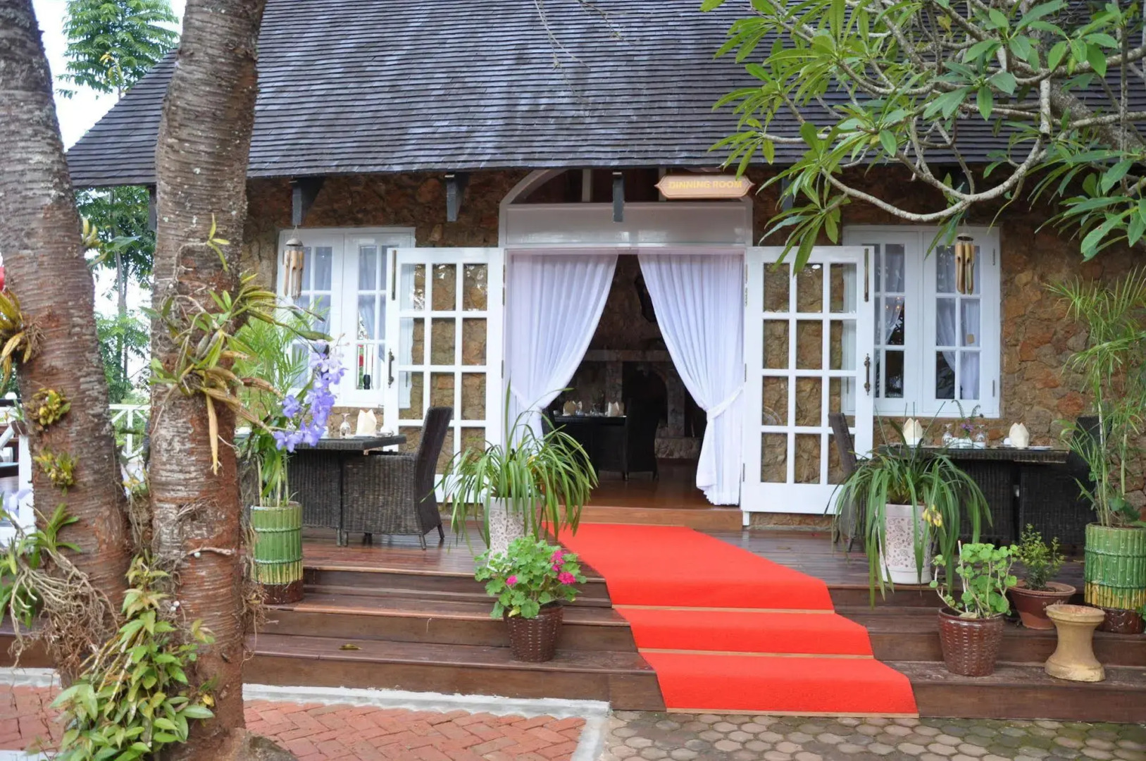 Royal Kalaw Hills Resort