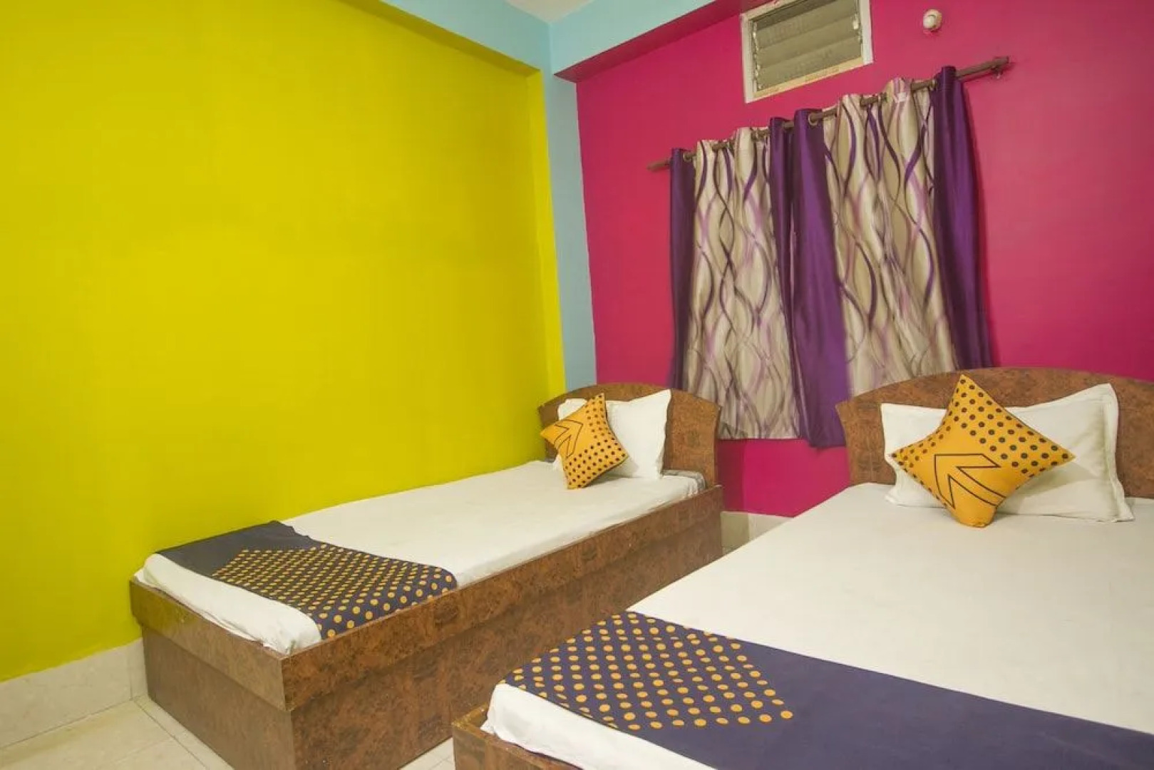 SPOT ON 48821 Hotel Chitra