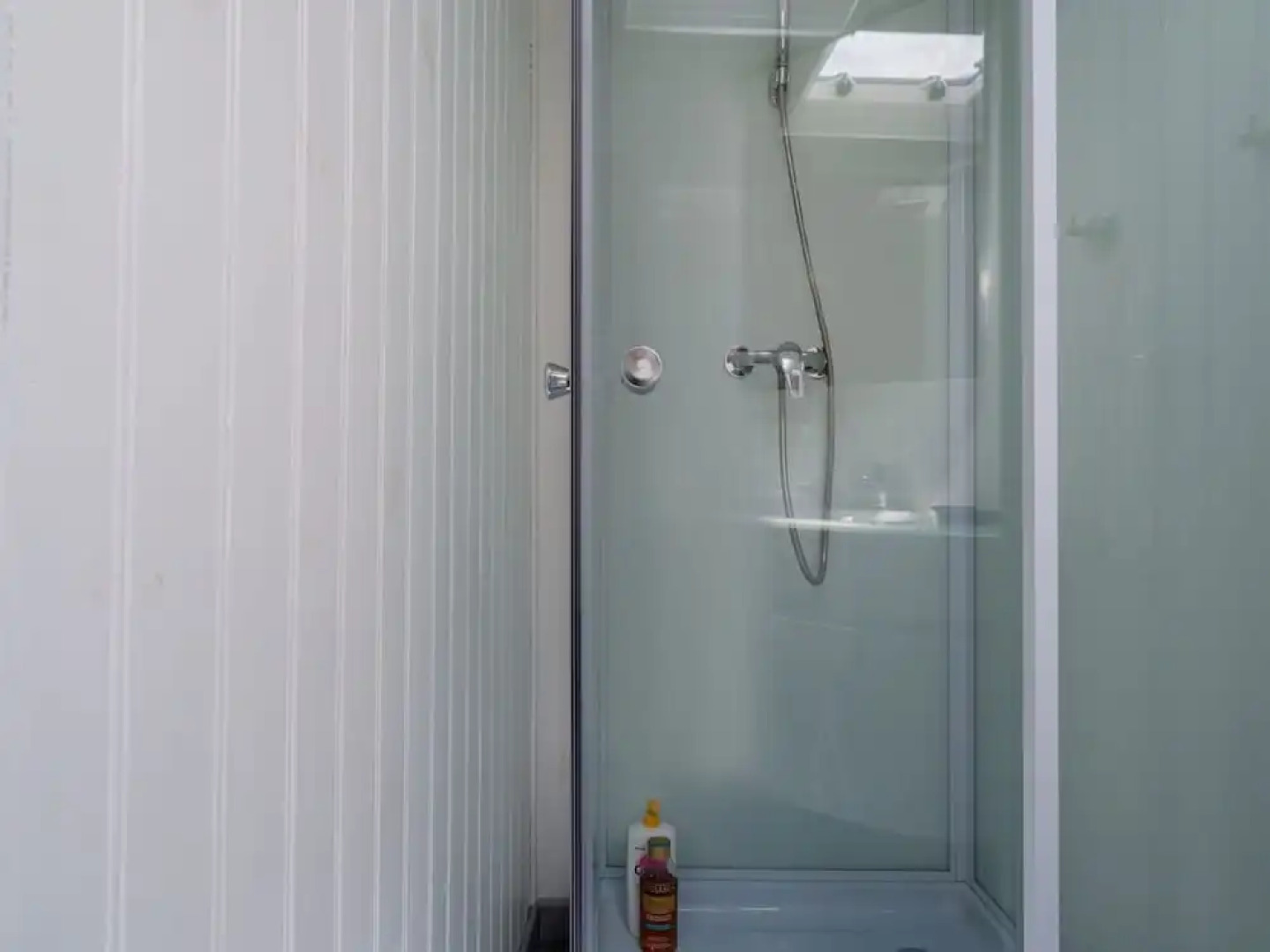 Comfortable House Boat in Homps with Roof Terrace