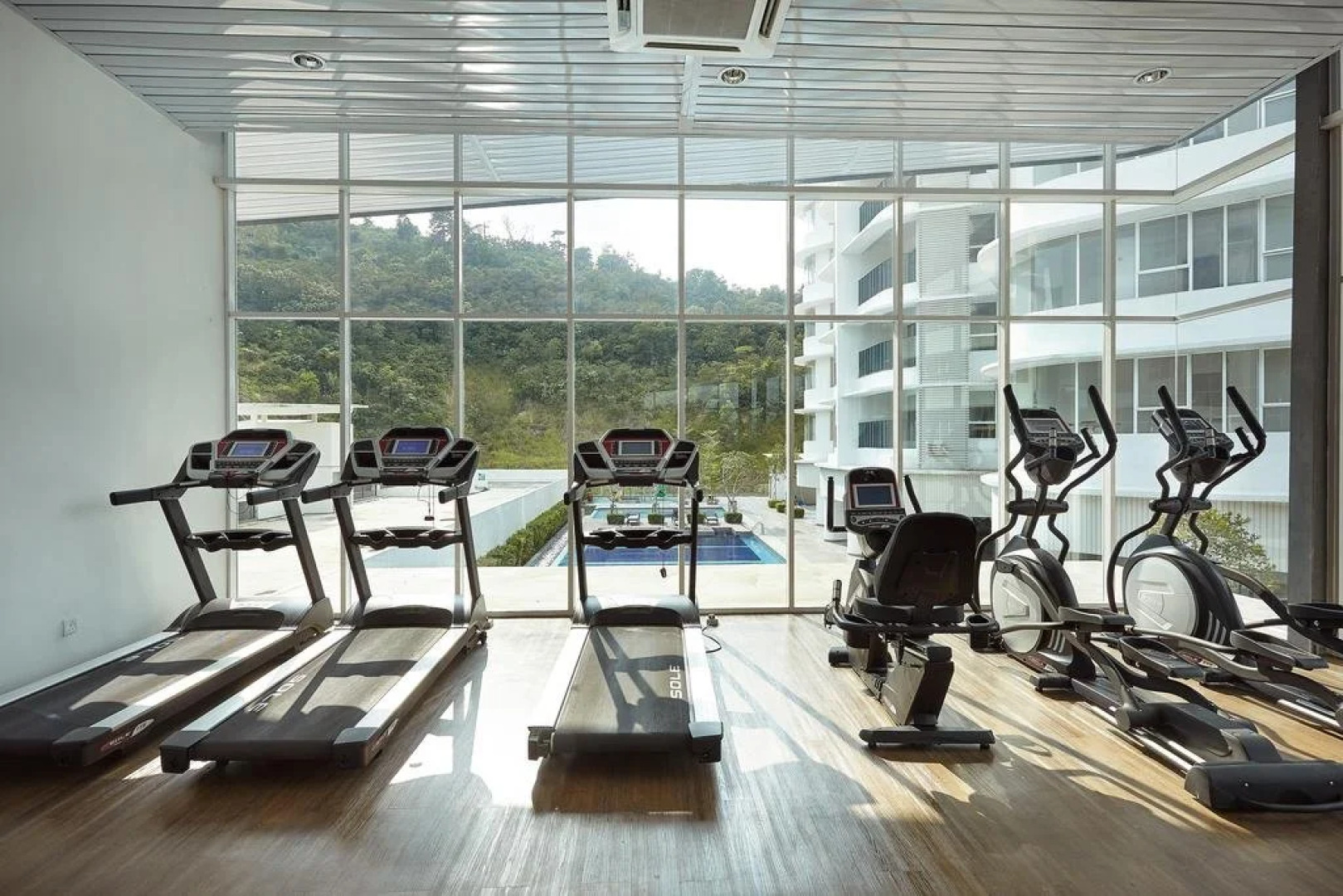 Sri Beverly Hills Near KLIA & KLIA2 & F1