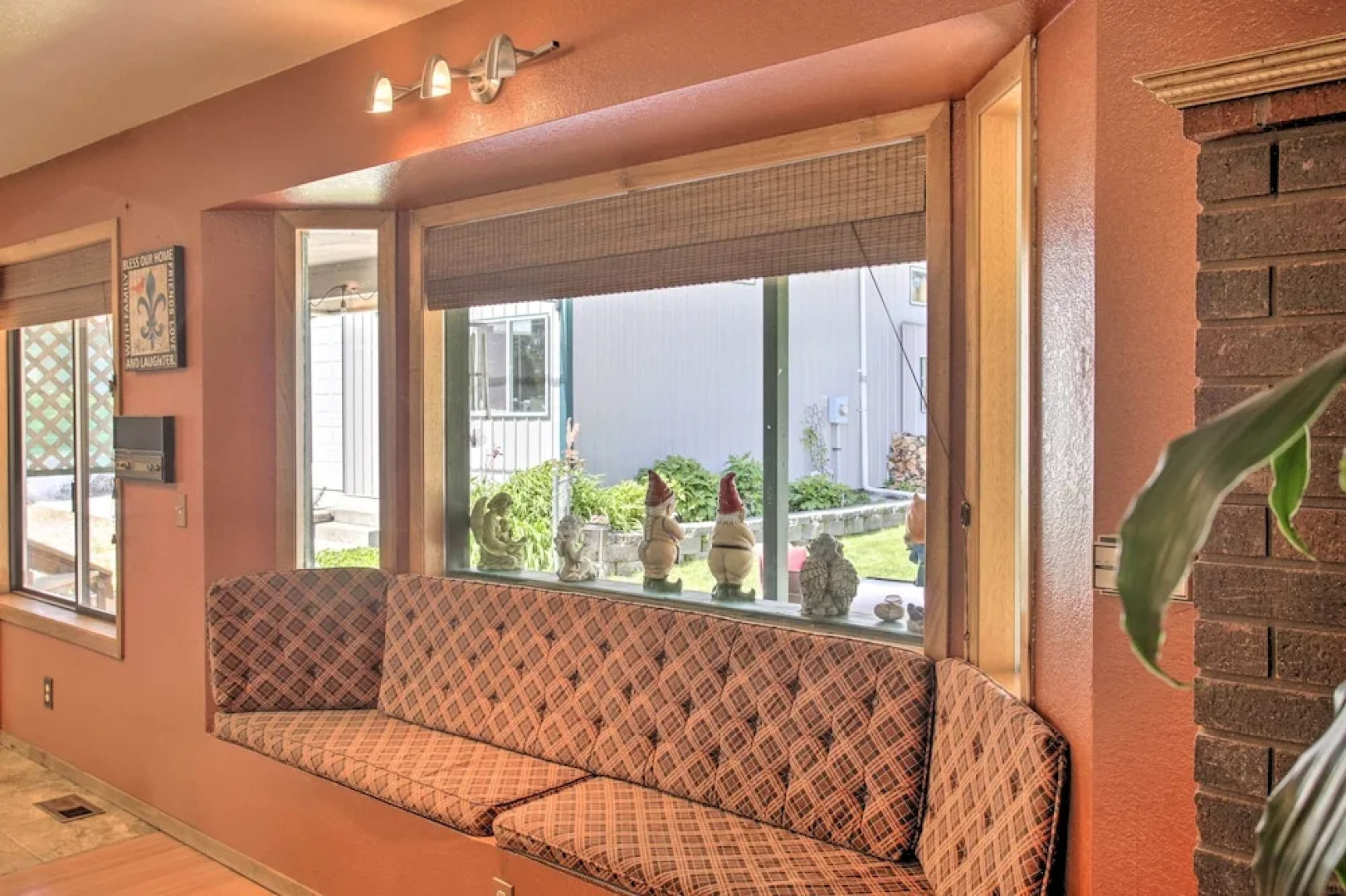 Sunny Home w/ Patio < 10 Mi to Lake Coeur D'alene