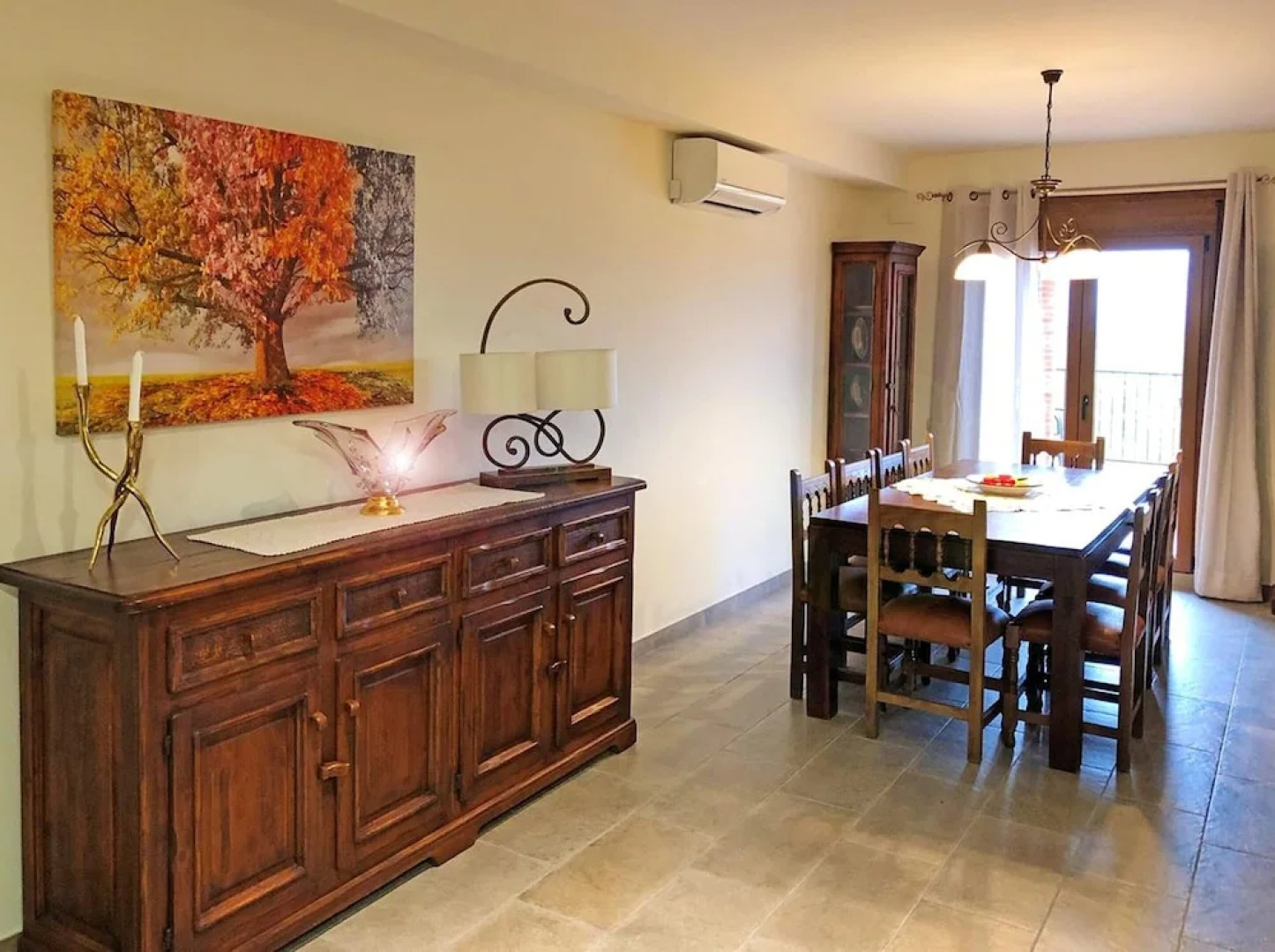 House With 4 Bedrooms in Cretas, With Wonderful Mountain View, Terrace and Wifi