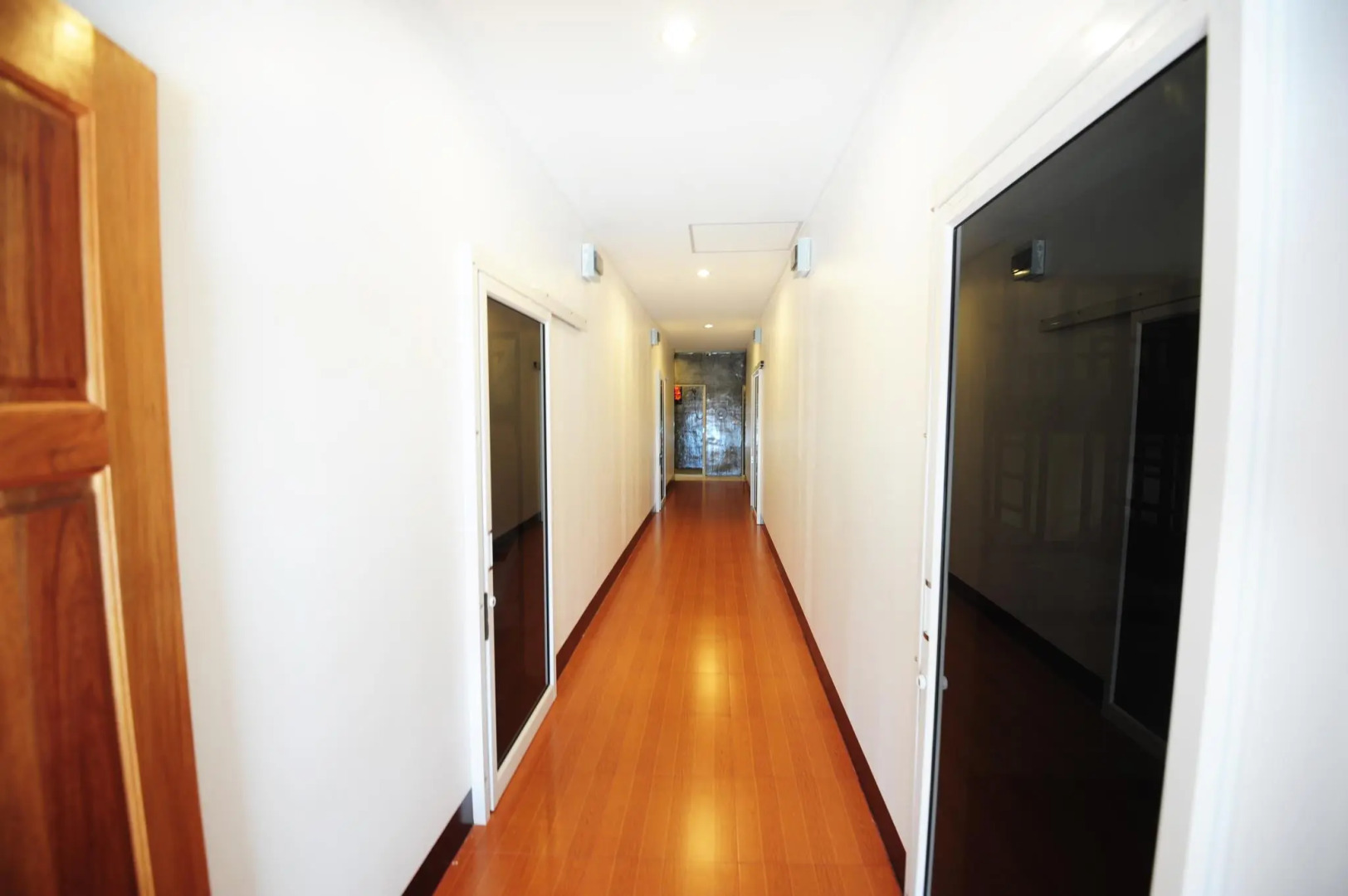 Twin Palms hostel Phi Phi