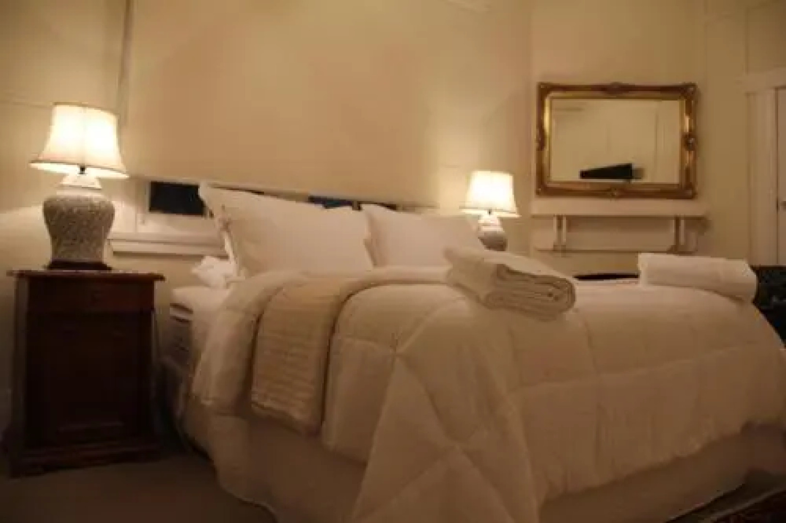 Mentor Chambers Apartments B&B