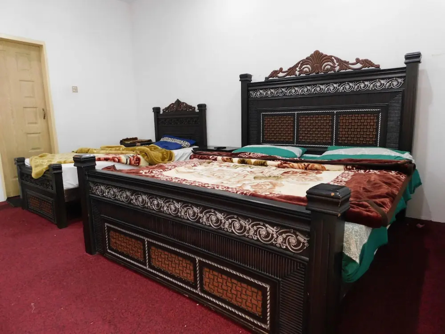 Pine View hotel and Restaurant