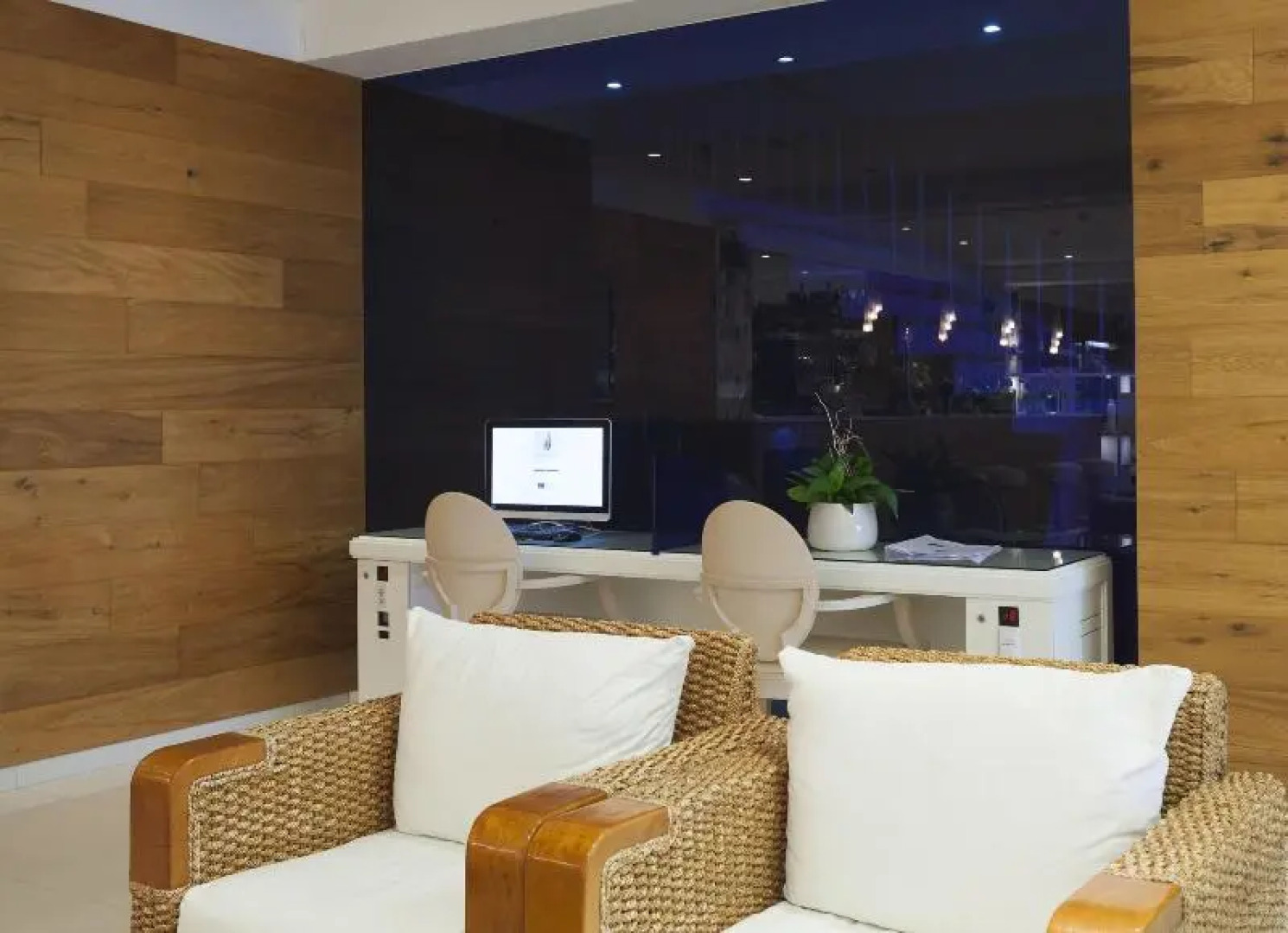 Canyelles Marina 3000