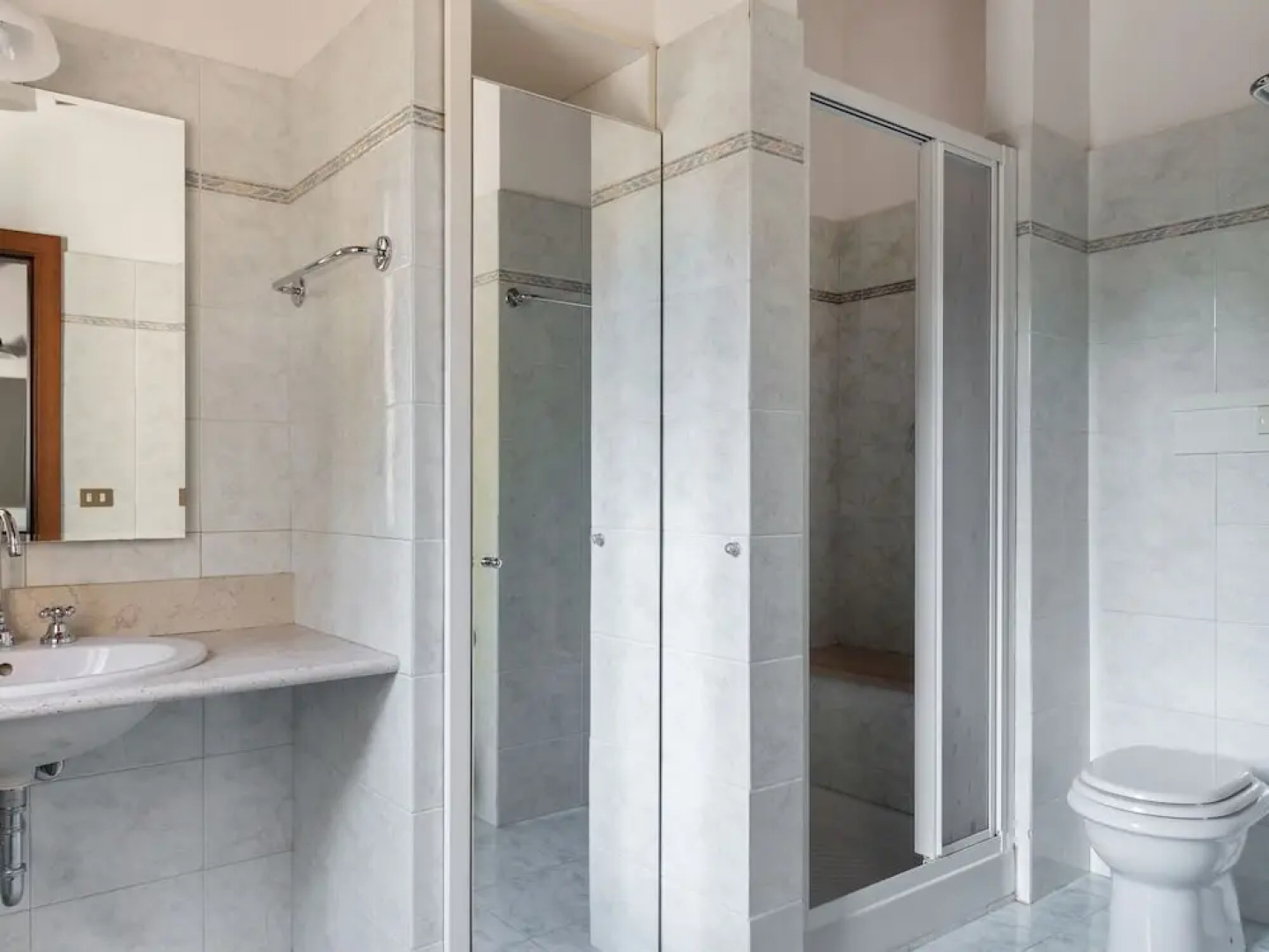 Valley-view Holiday Home in Montelparo With Pool & Garden