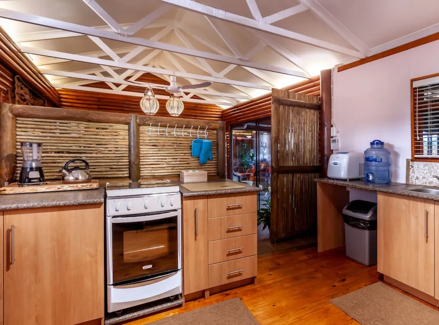 The Owls Inn Country Villa's