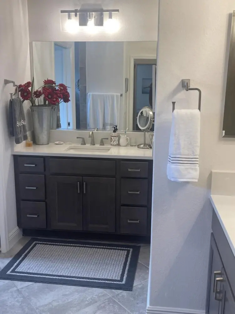 Designer Home In Saint Catherine