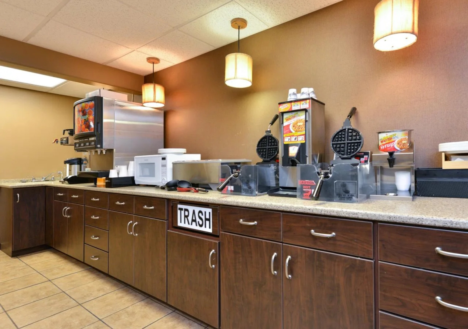 Americas Best Value Inn - Mitchell