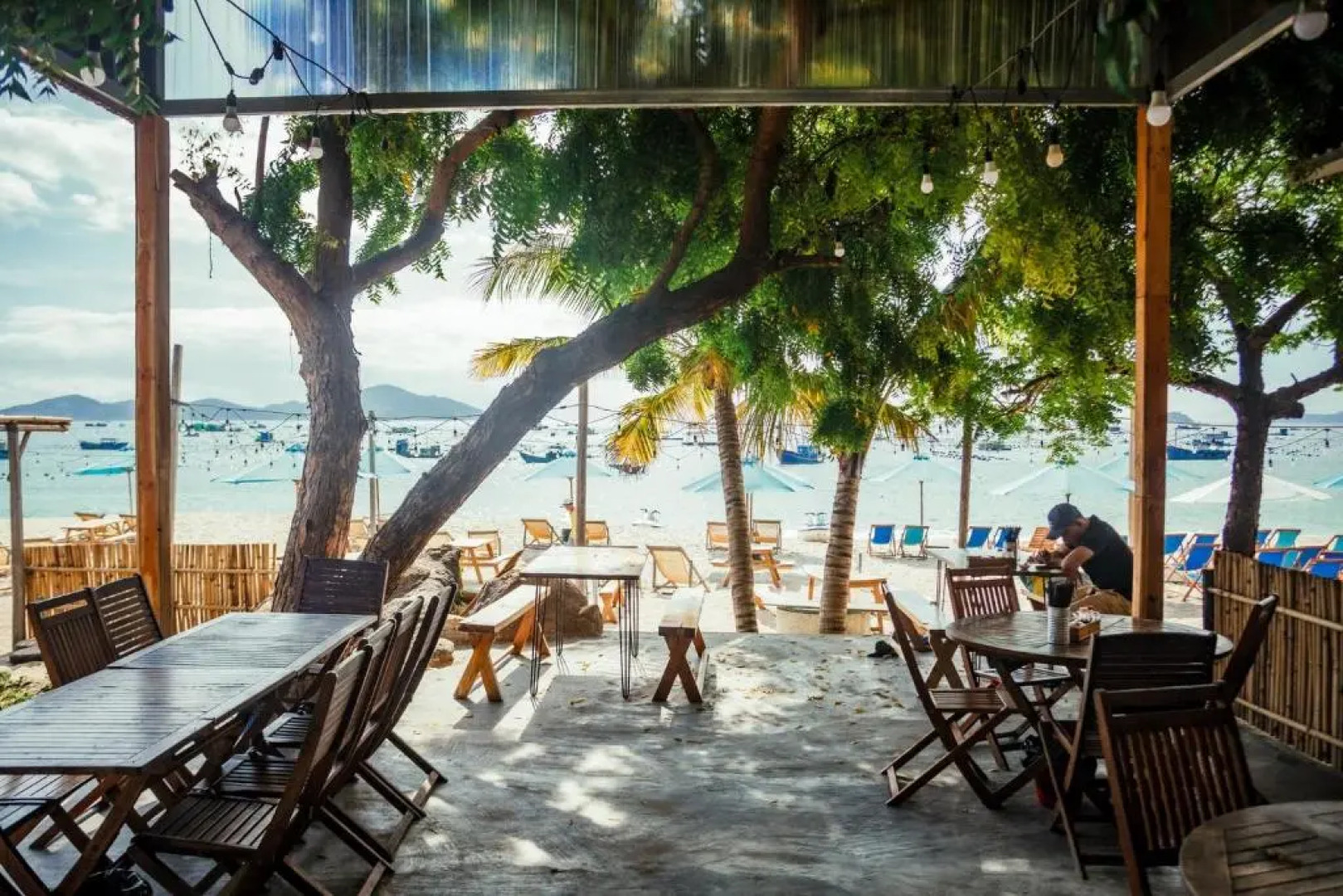 Villa Đảo Hoa Vàng Cam Ranh - Venue Travel