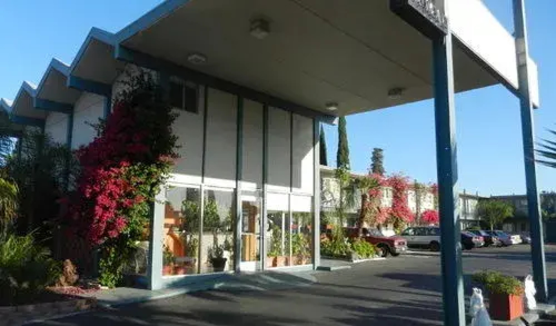 Antioch Executive Inn