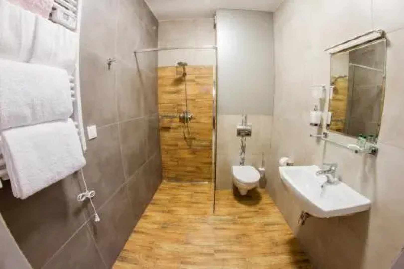 Pokoje Goscinne Niedzwiedz