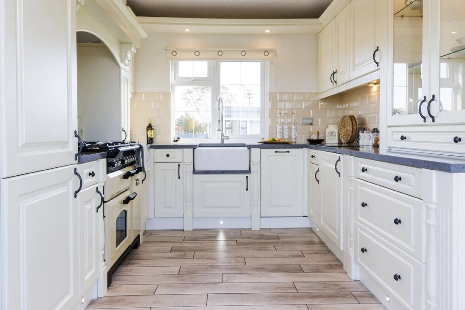 Chatsworth Lodge 4 with Hot Tub - at Luxury Resort