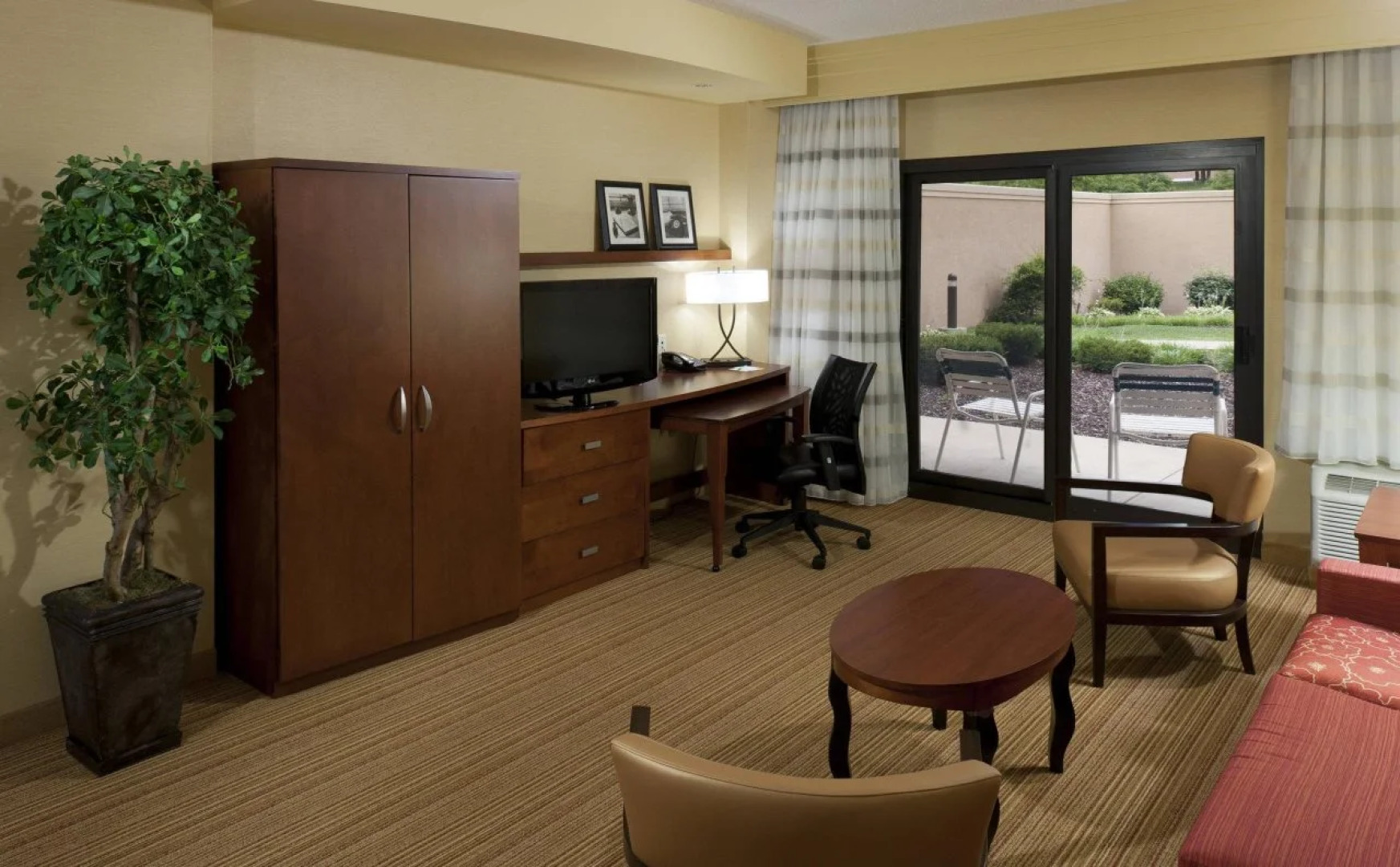 Courtyard by Marriott Bristol