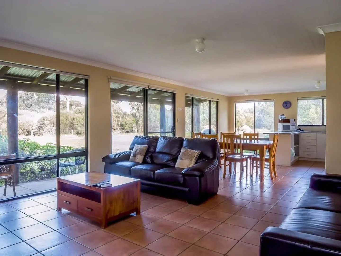 Dunsborough Rail Carriages & Farm Cottages