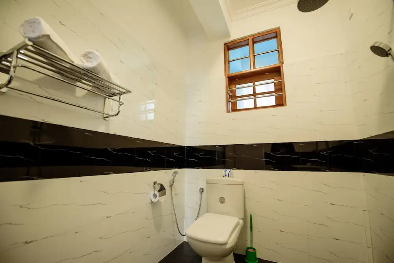 OYO 240 Grand Highway Resort