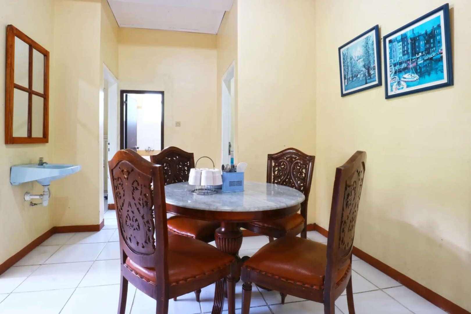 Villa Aries Biru