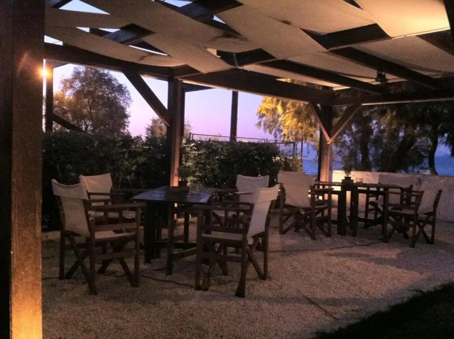 Chris Studios & Apartments