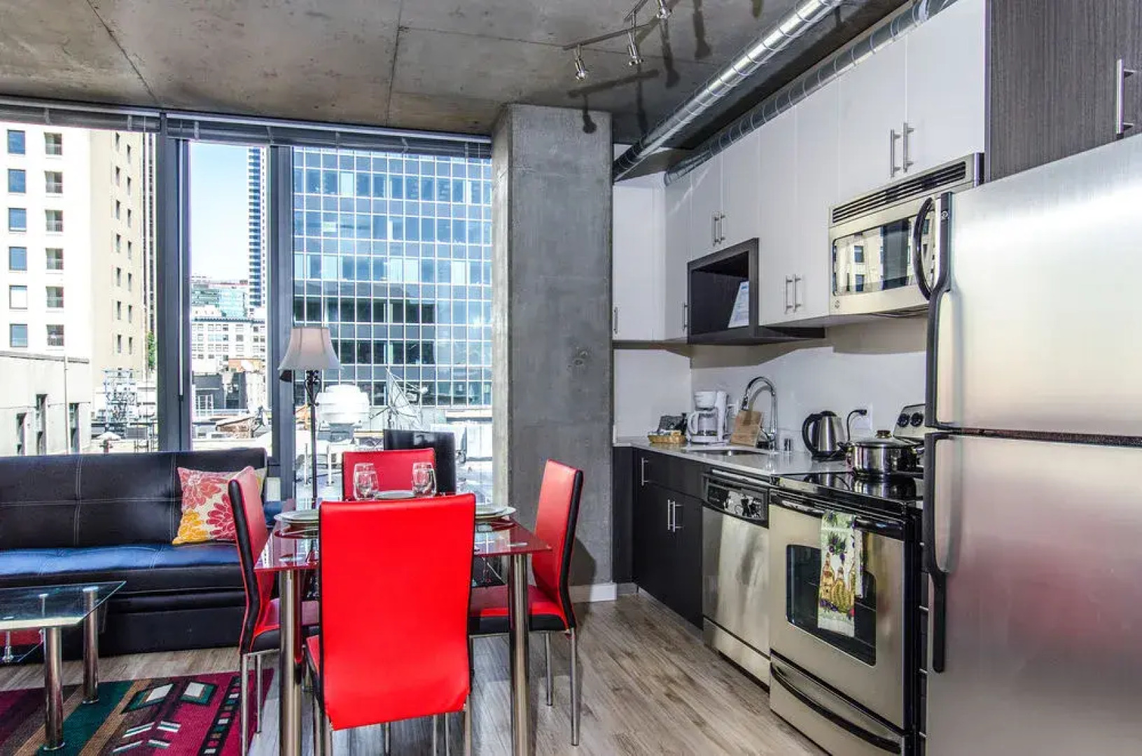 Ginosi Seattle Apartel