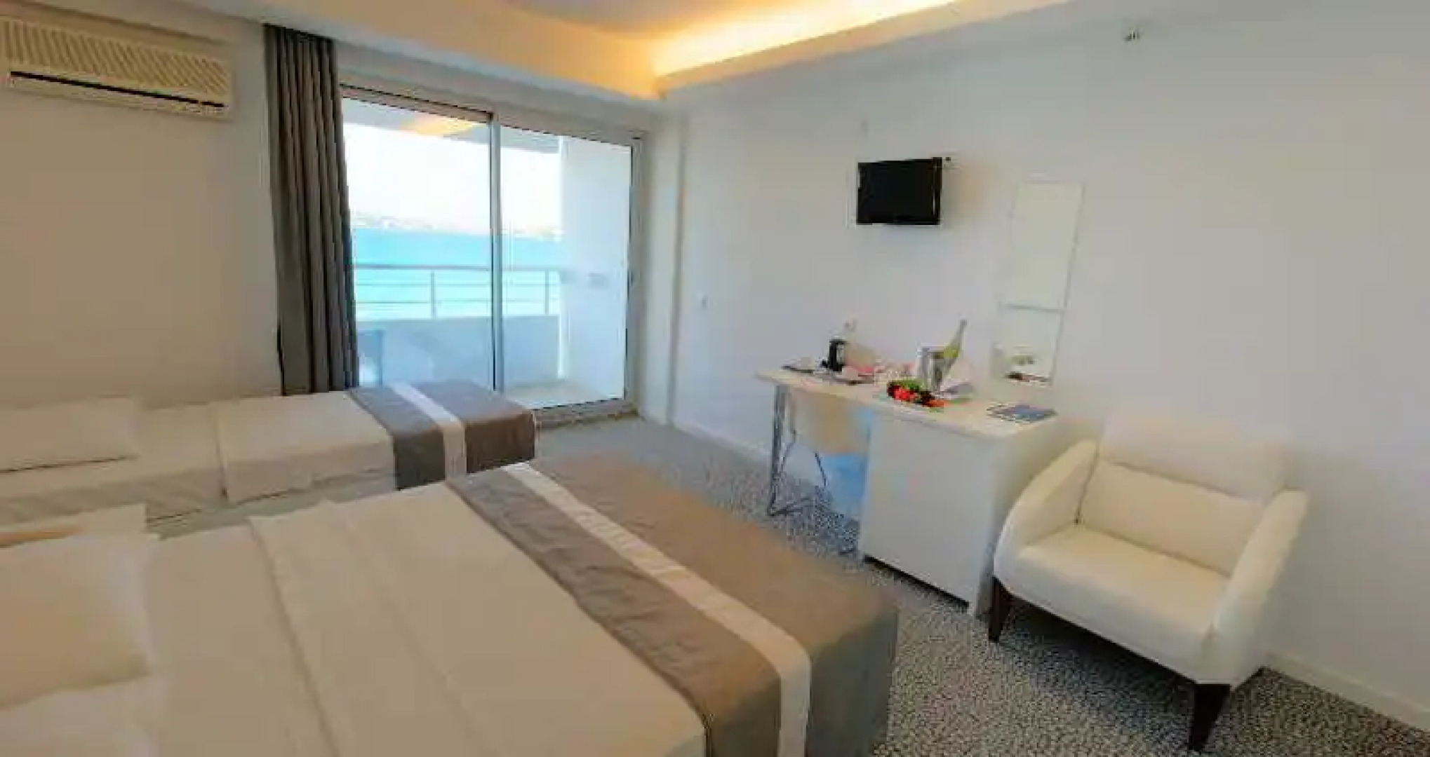 Scala Nuova Inkim Hotel & Annex