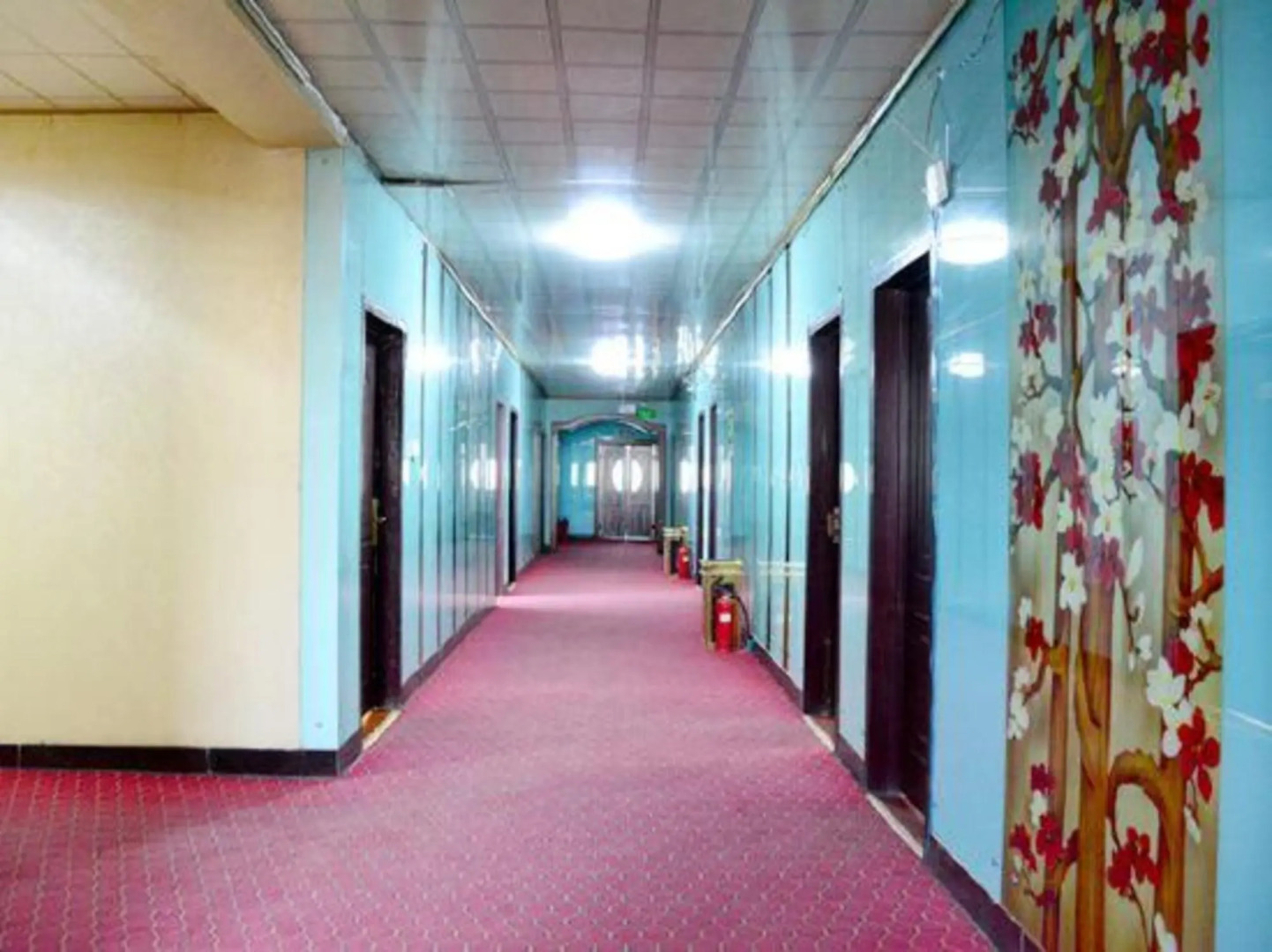 Puguo Business Hotel