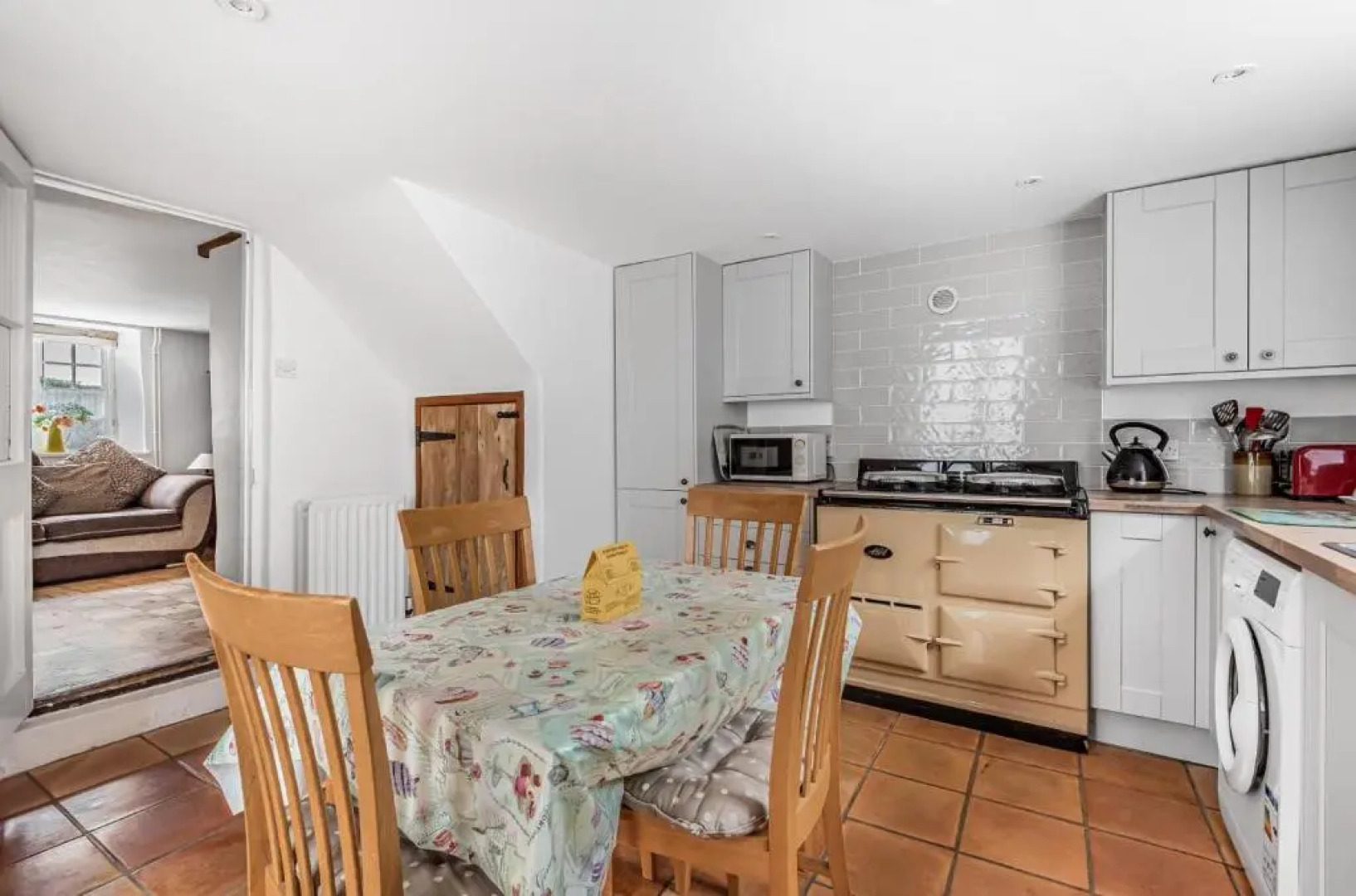 Heydons House - Lovely Seaside Cottage