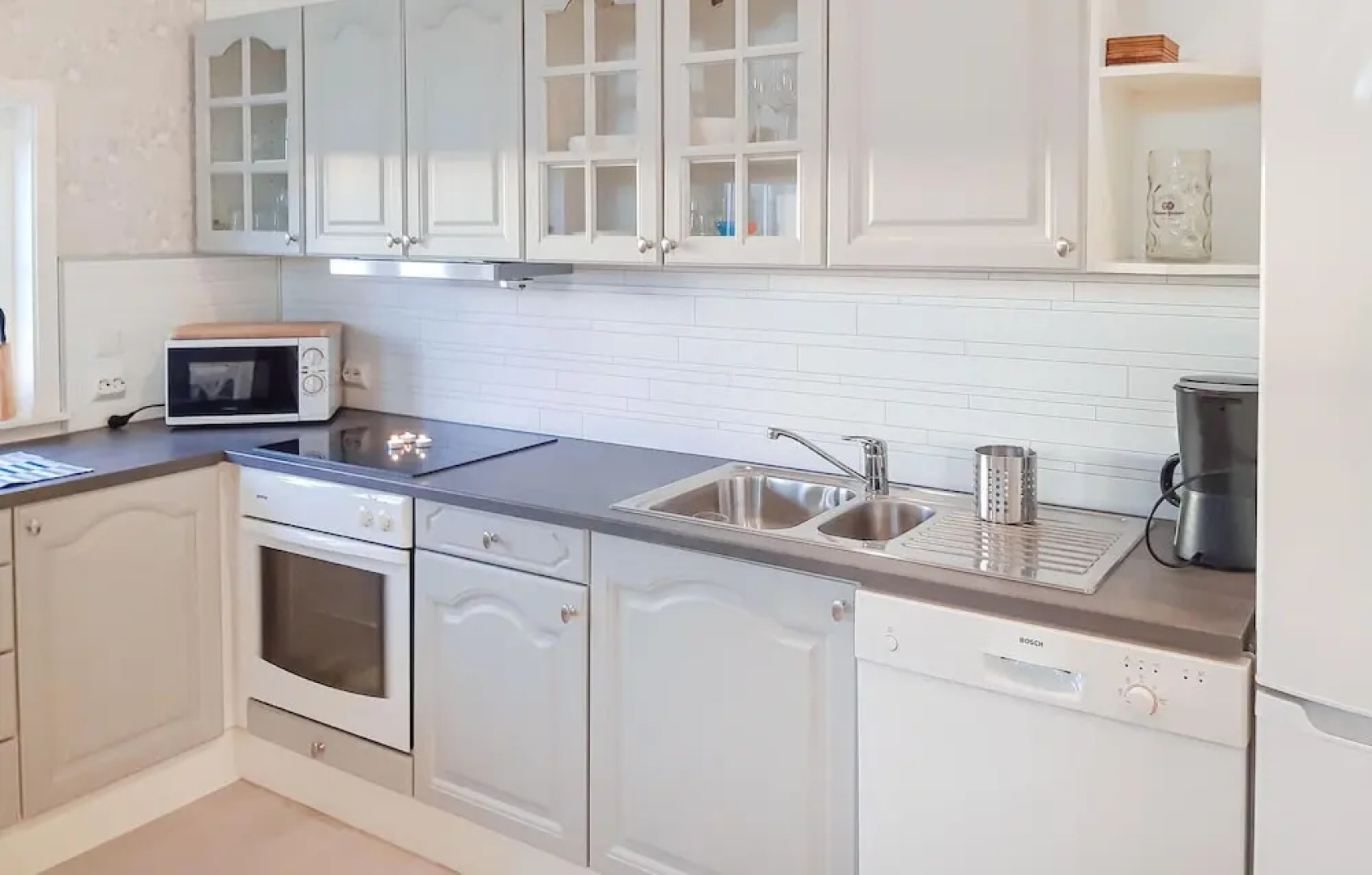 Nice Apartment in Lyngdal With 3 Bedrooms and Wifi